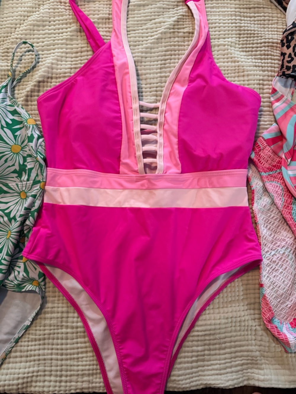 HAUL! 6 SHEIN and Time & Tru Mixed-Color Women's Swimwear - make an offer! - Picture 2 of 12
